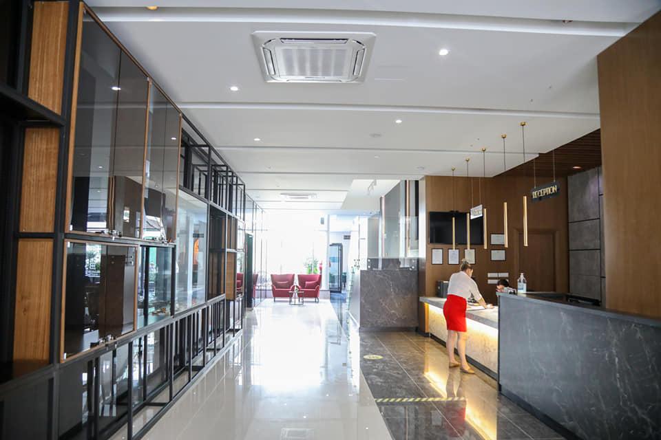 Vh Belmond Durres Hotel And Restaurant Exterior photo